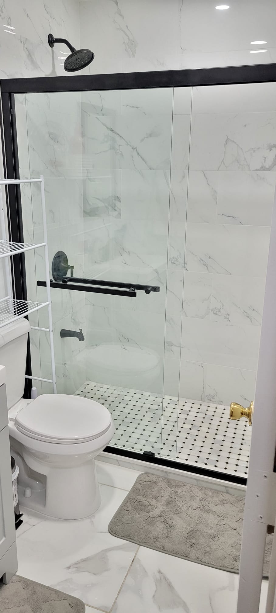 Habitación privada cerca del tren J