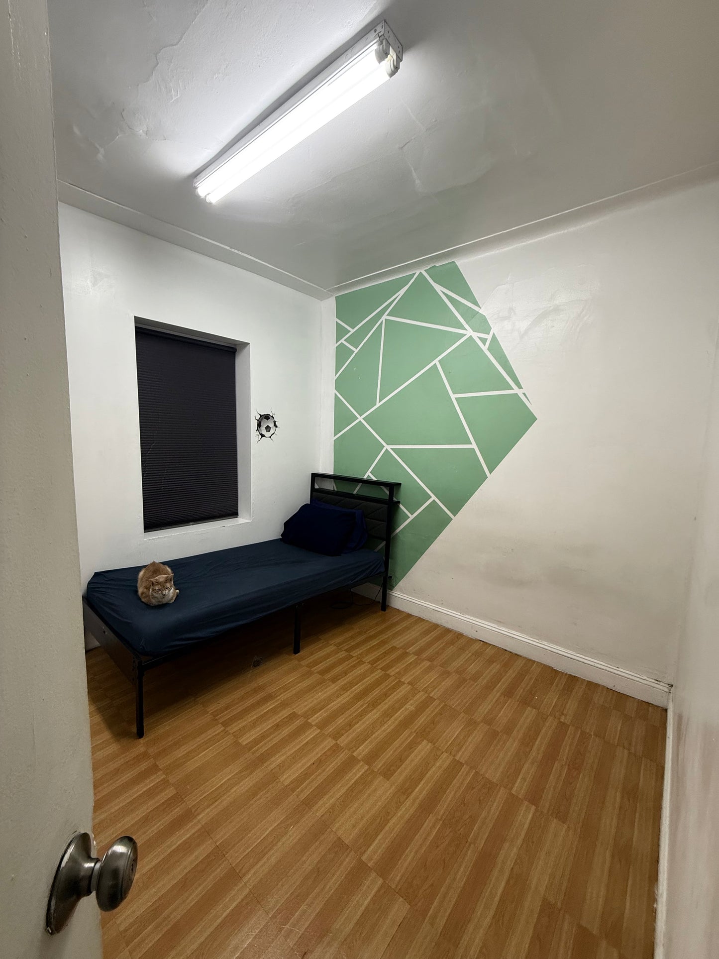 Habitación con todos los servicios incluidos en renta