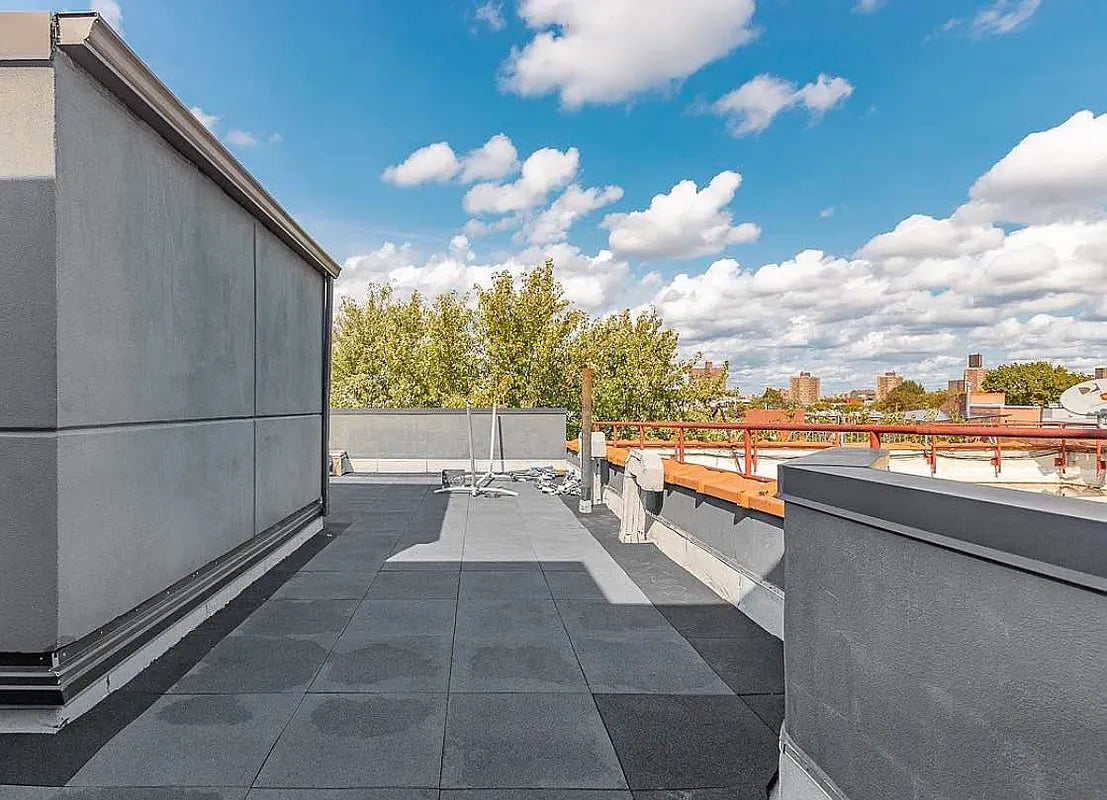 Moderno dúplex de 2 dormitorios y 2 baños en Bedford-Stuyvesant