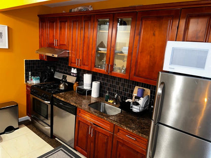 ¡Habitación privada en woodside!