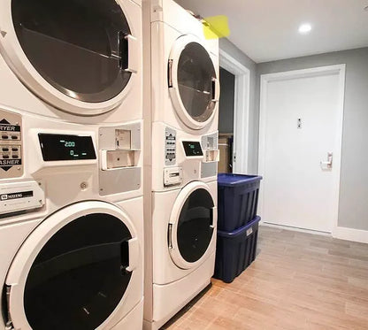 Moderno dúplex de 2 dormitorios y 2 baños en Bedford-Stuyvesant