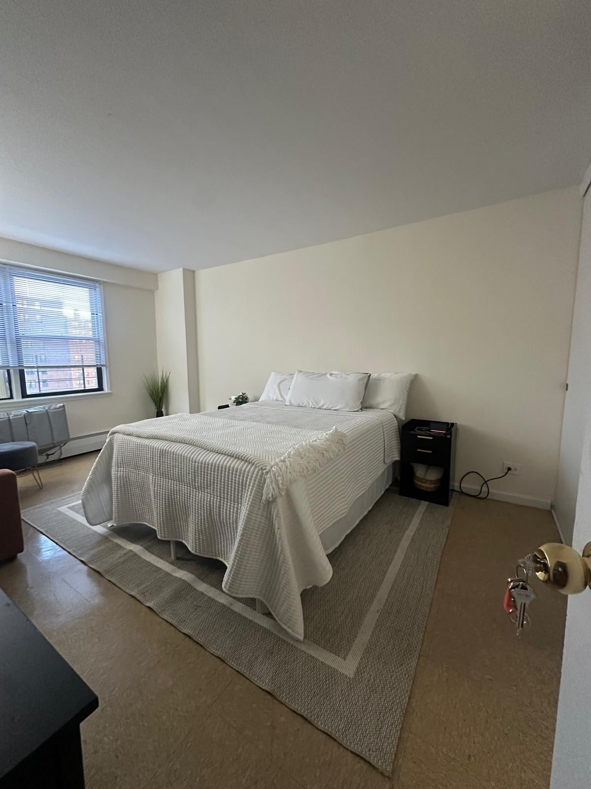 Habitación con medio baño para pareja