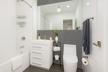 Moderno apartamento de 1 dormitorio y 1,5 baños en Clinton Hill