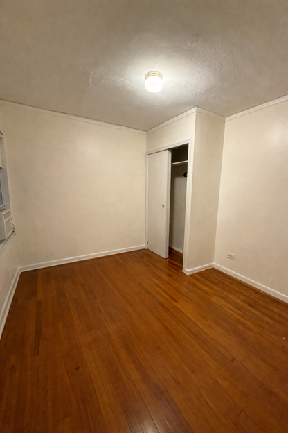 ¡Acogedora habitación en alquiler en Woodside!