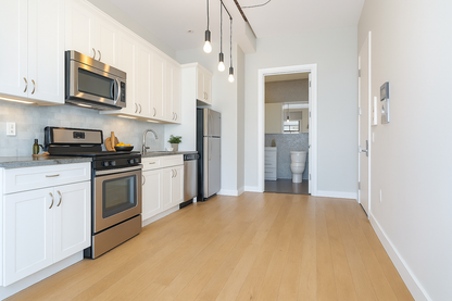 Moderno apartamento de 1 dormitorio y 1,5 baños en Clinton Hill