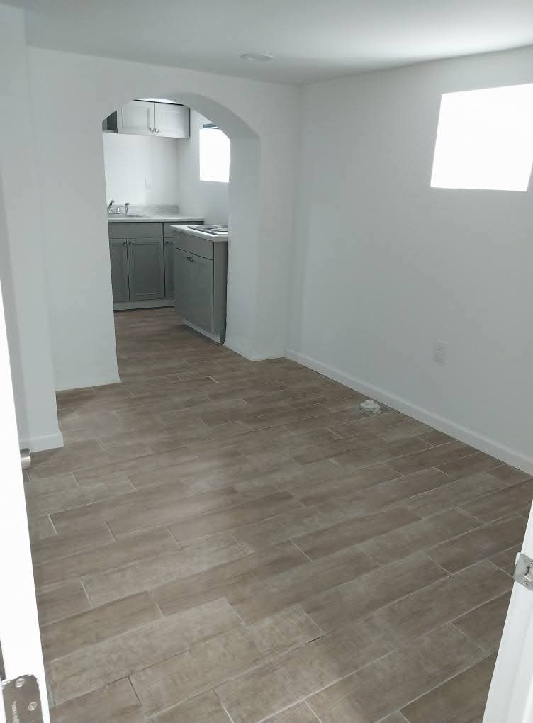 Sótano de una habitación ubicado en Newark, Nueva Jersey