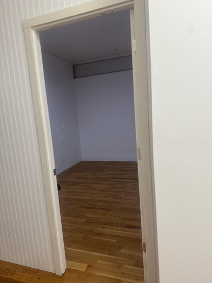 Habitación en la mejor zona de Queens frente a Queens center y estaciones de tren cerca