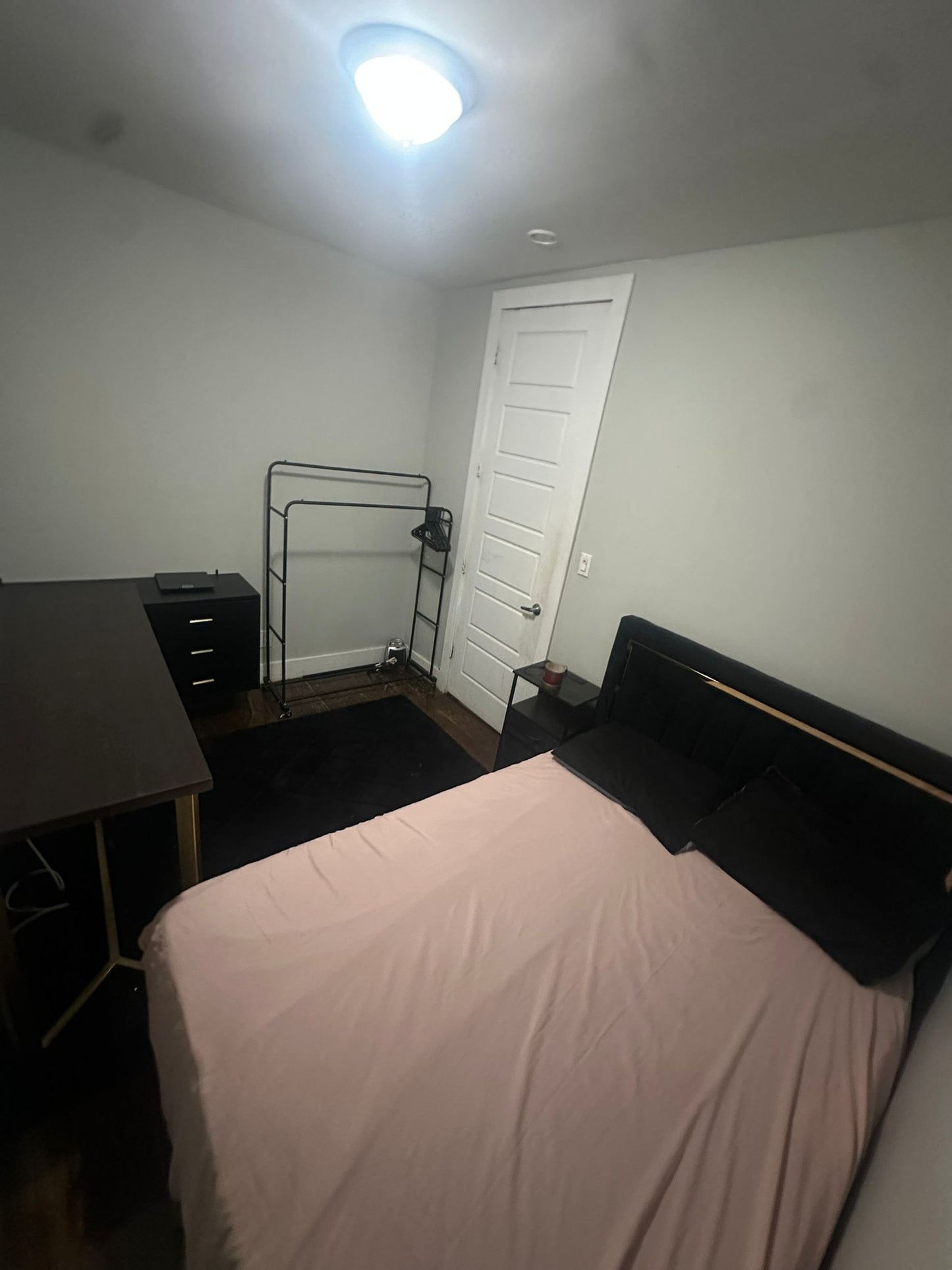 ¡Se alquila habitación, en West Bronx!