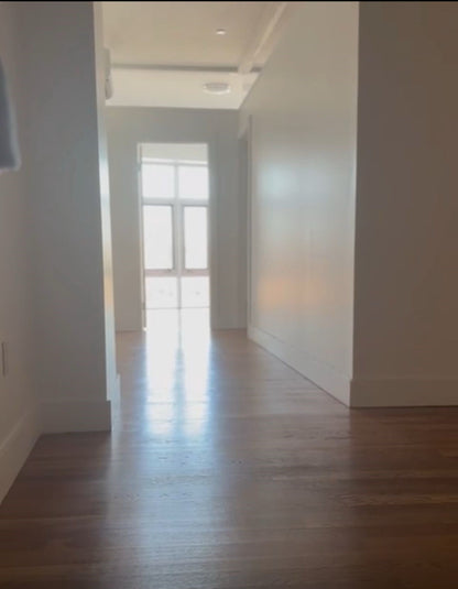 Habitación en la mejor zona de Queens frente a Queens center y estaciones de tren cerca