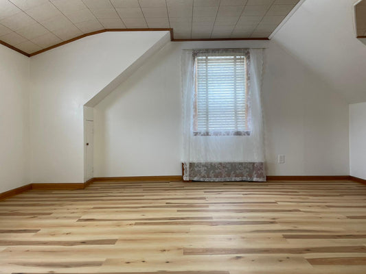 Habitación privada hermosa en sótano