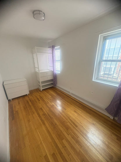 Habitación privada, grande y hermosa en Queens