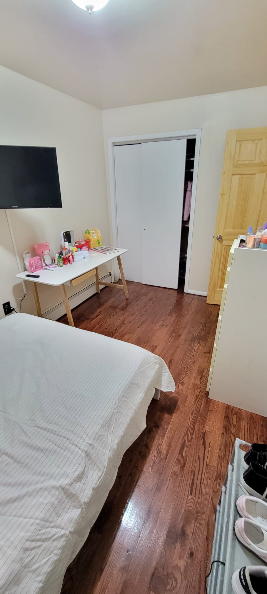 Habitación privada cerca del tren J