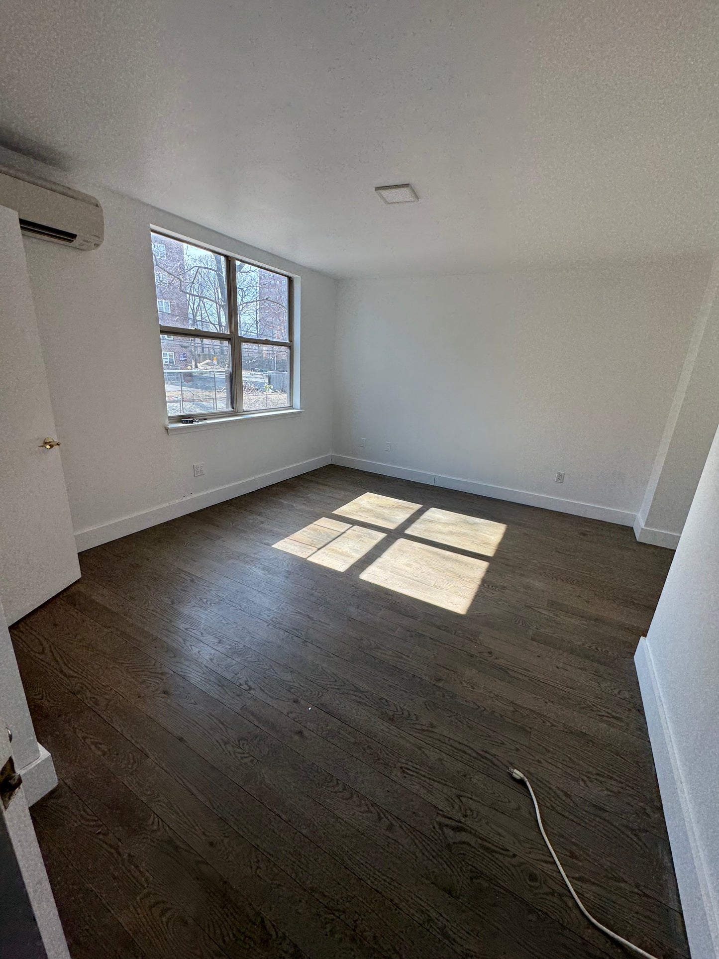 DÚPLEX DISPONIBLE EN CROWN HEIGHTS