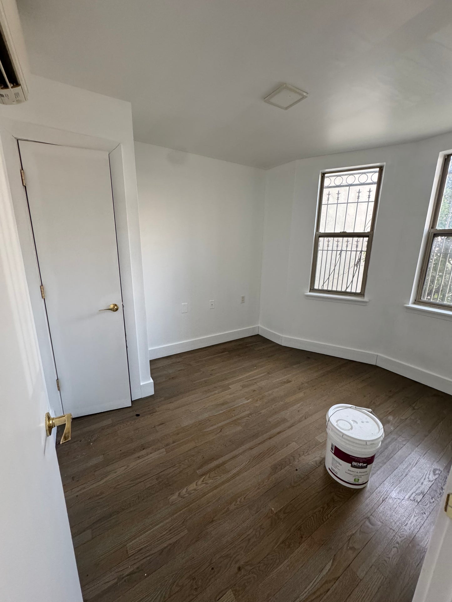 DÚPLEX DISPONIBLE EN CROWN HEIGHTS