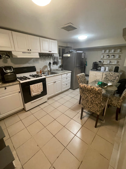 Habitación en queens cerca del tren A