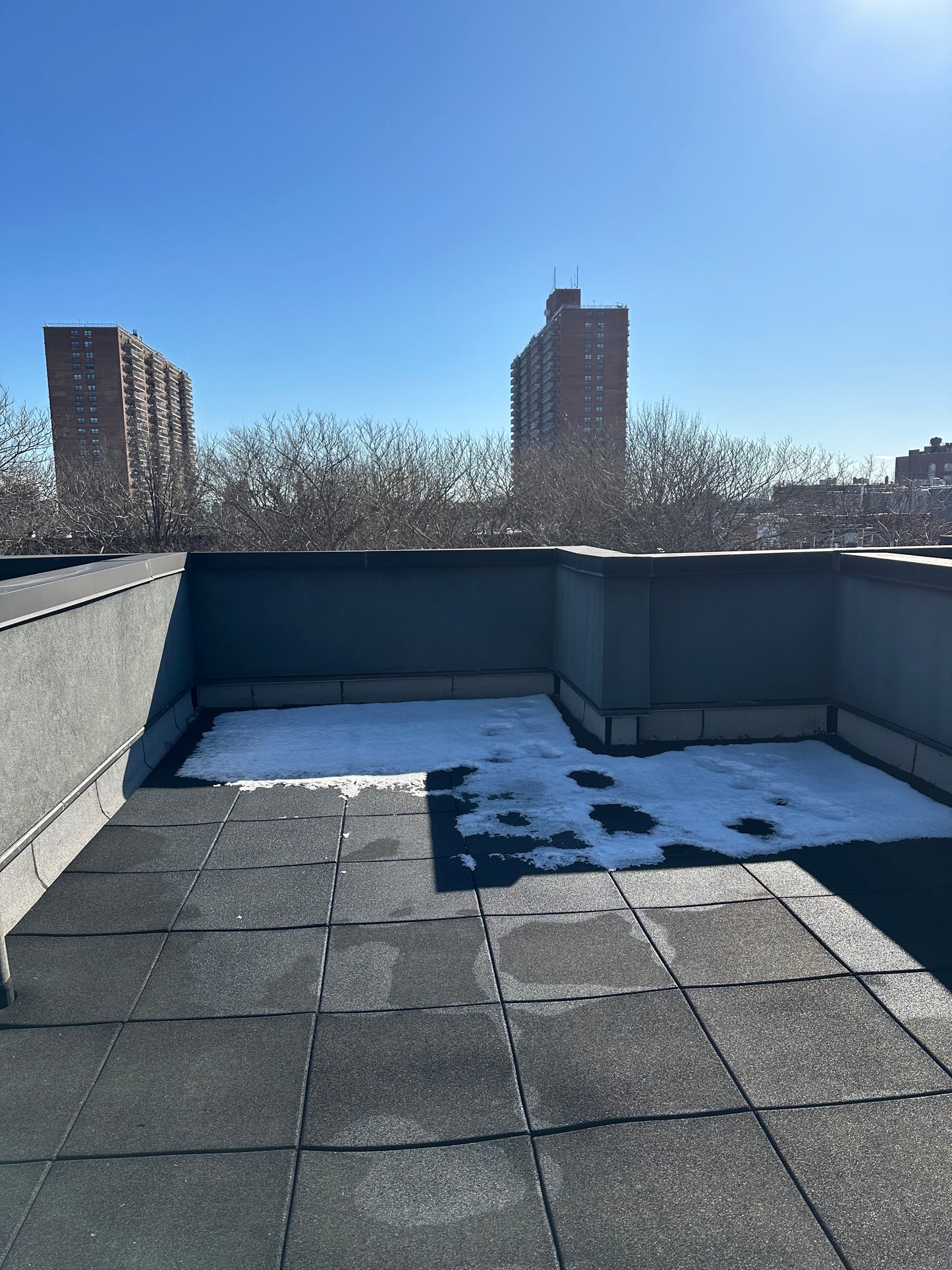 Habitación privada con amplia terraza en Brooklyn