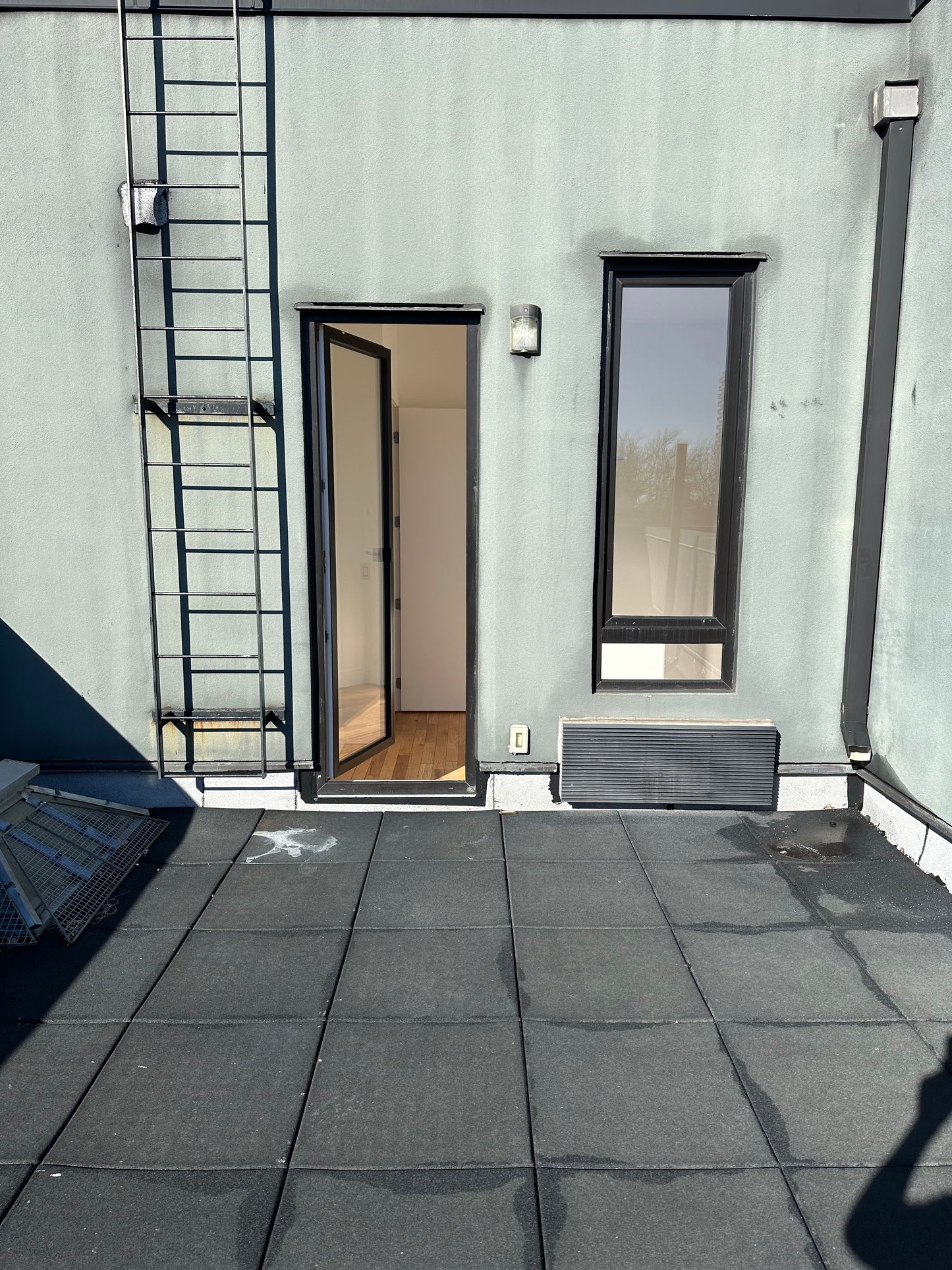 Habitación privada con amplia terraza en Brooklyn