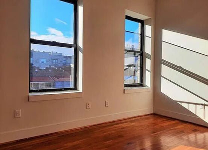 Moderno apartamento de 4 dormitorios y 1 baño