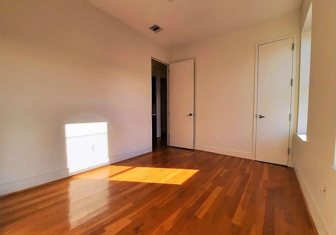 Moderno apartamento de 4 dormitorios y 1 baño