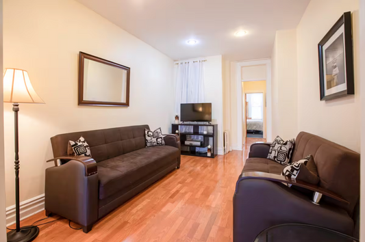 ¡Apartamento Prime de 2 habitaciones en Ridgewood cerca al tren! 