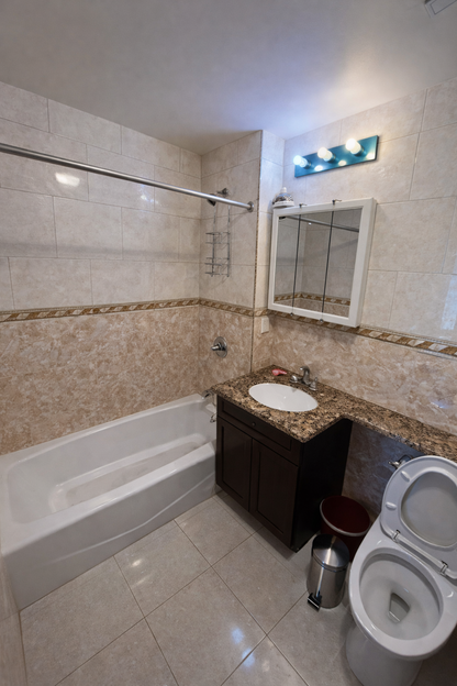 Habitación privada a un bloque de la estación del tren 7.