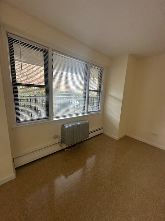 Habitación privada en alquiler en una conjunto privado en Corona