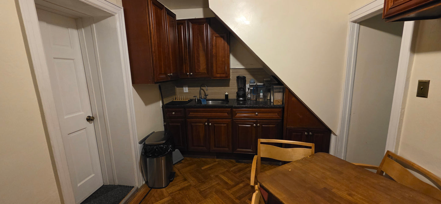 Habitación privada en Fort Hamilton-Brooklyn, cerca del tren R