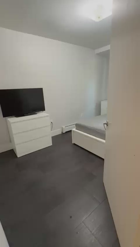 Habitación disponible en Elmhurst