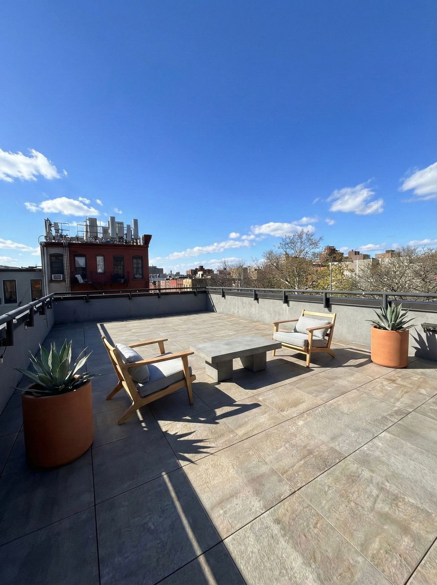 Amplio apartamento de 5 dormitorios y 3 baños en Bushwick