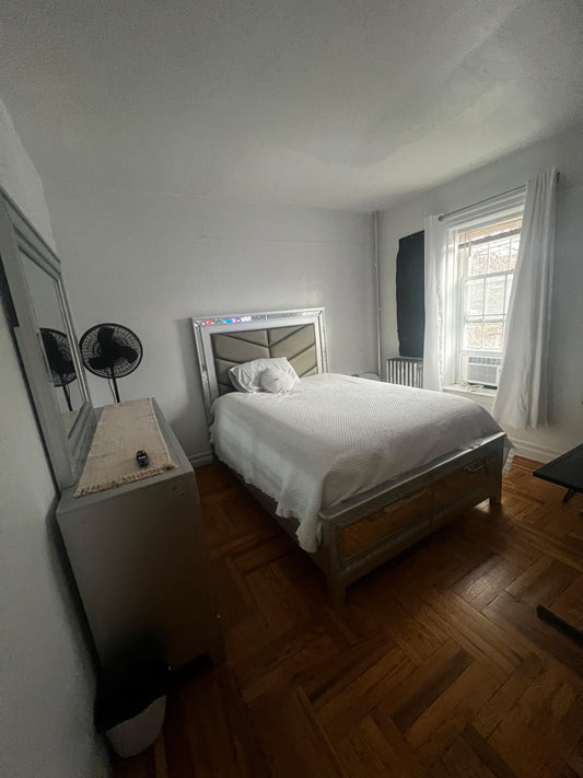 Se renta acogedora habitación en Bronx!!