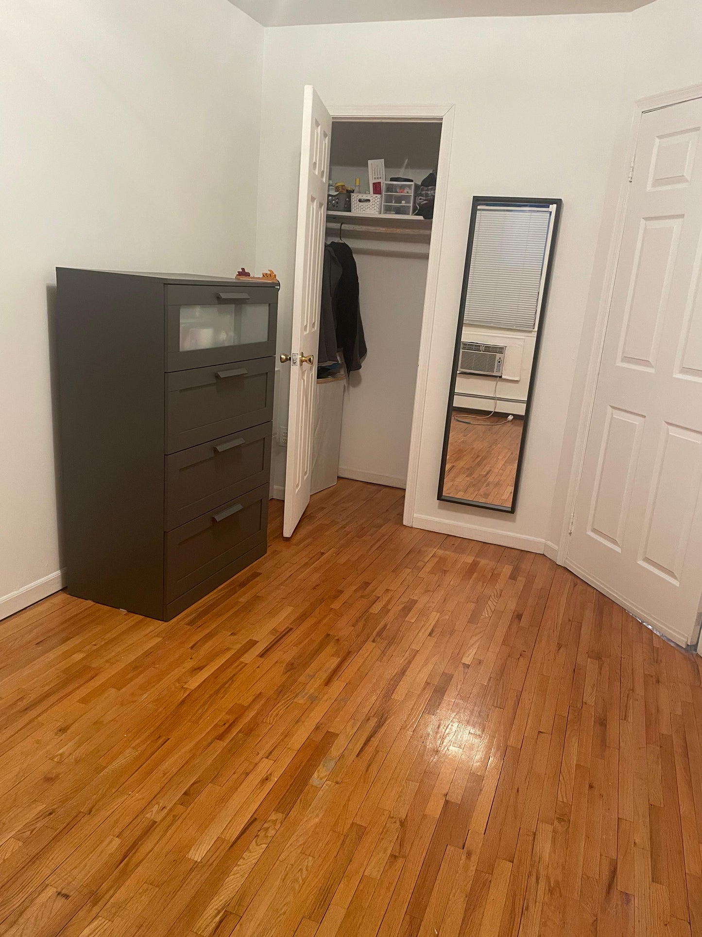 Habitación cómoda – Forest Hills, Queens