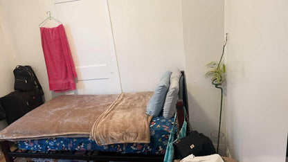 Acogedora habitación amueblada en East Elmhurst: ¡Cerca del transporte y de todo lo que necesitas!