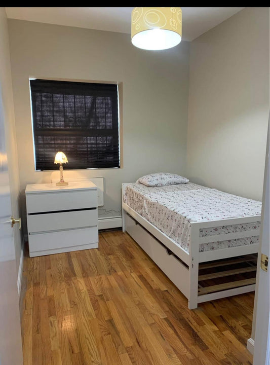¡Habitación acogedora en alquiler en Bed-stuy!