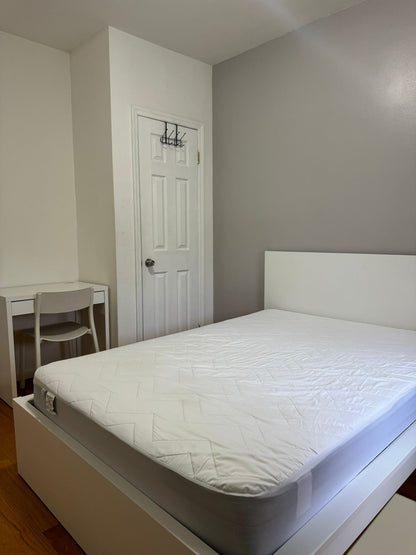 Habitación hermosa en Woodside!