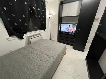 ¡Habitación en alquiler en ELMHURST disponible ahora!