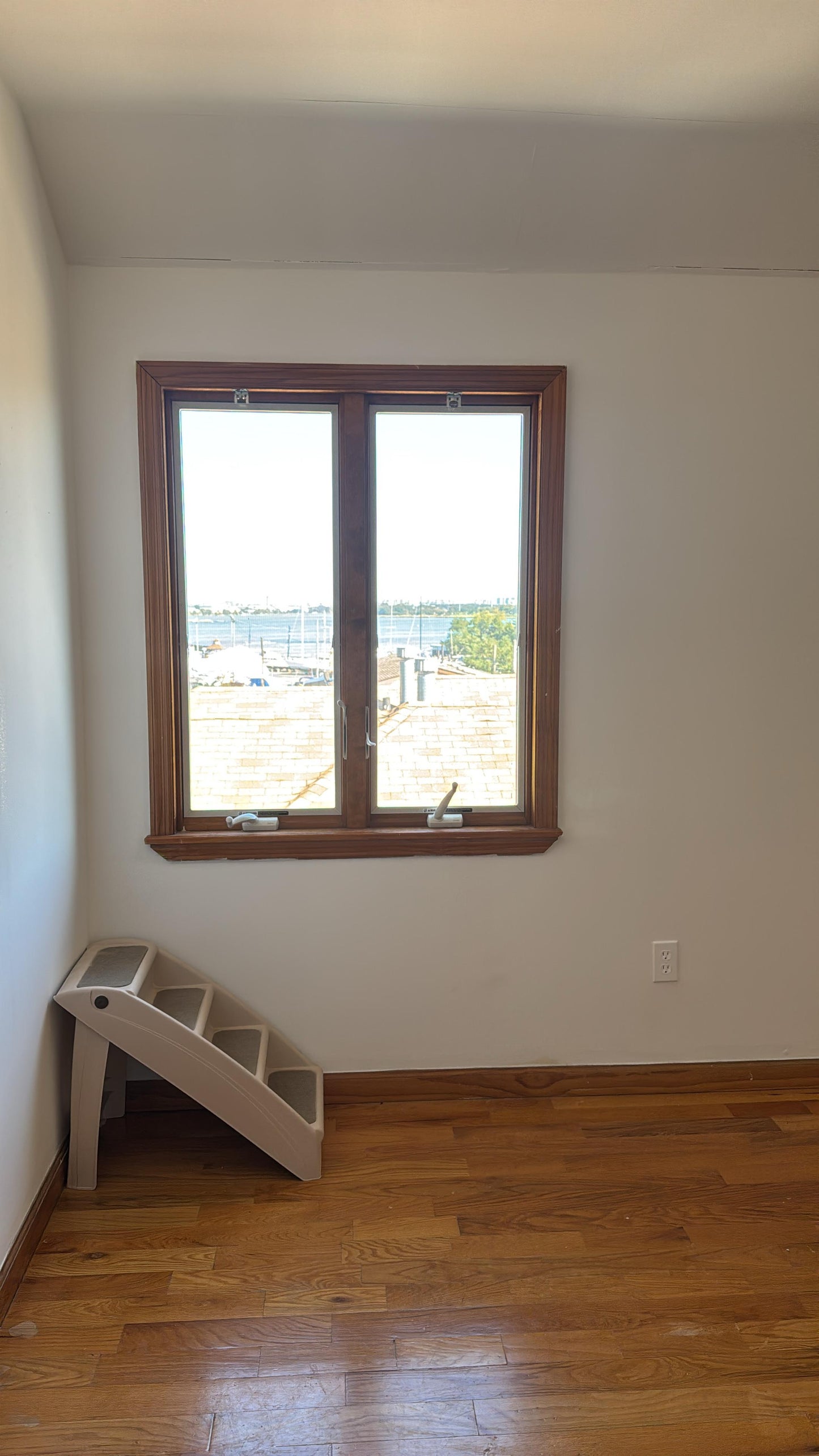 Habitación privada en alquiler en College Point, ¡disponible ahora!