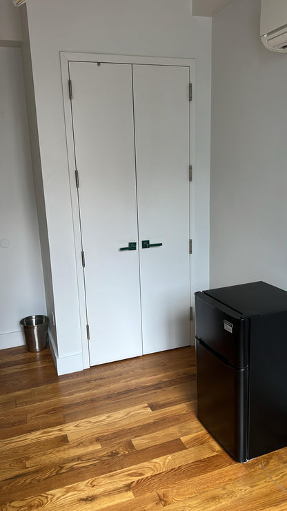 Habitación privada en Crown Heights, fácil acceso a la línea 4 del tren.