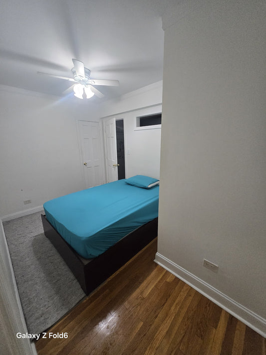 Habitación amoblada en Jackson Heights, disponible inmediatamente