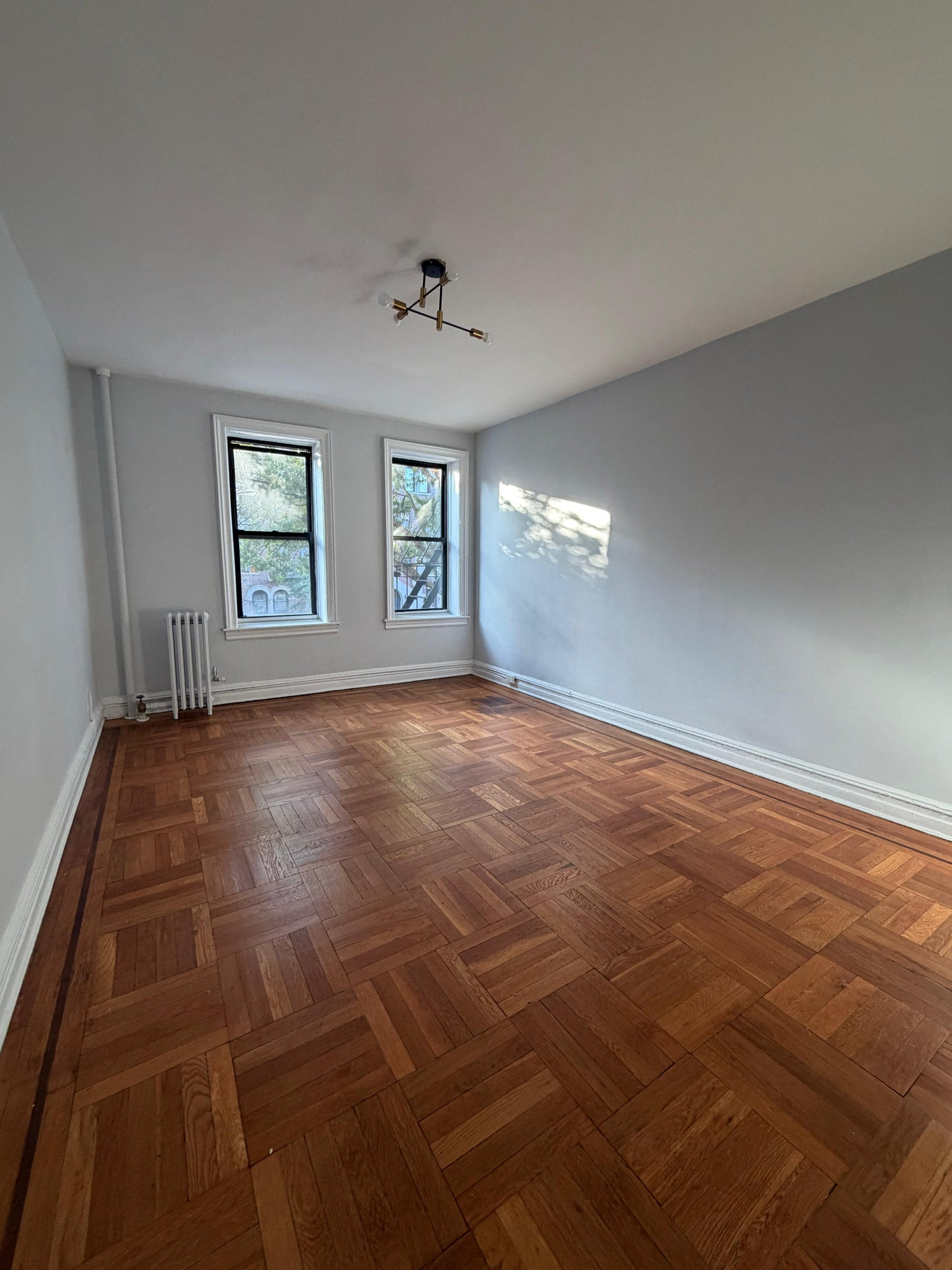 ¡Apartamento en alquiler en Midwood!