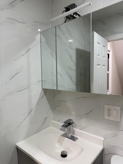 Habitación en zona de flushing muy transitable, apartamento recién reformado