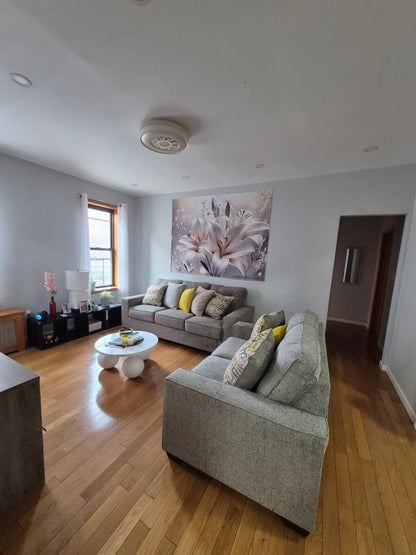 ¡Habitación privada en alquiler en Jackson Heights!