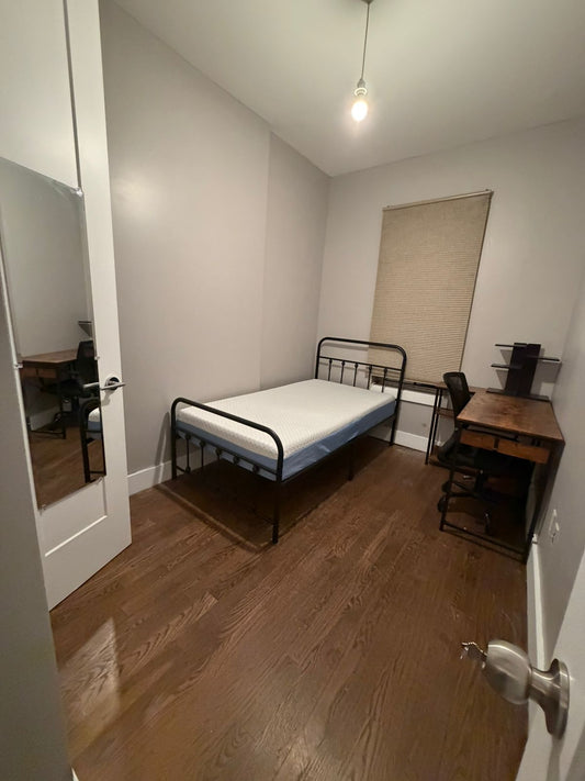 Habitación recién remodelada en Brooklyn
